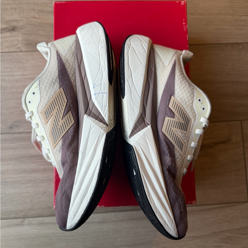 New Balance FuelCell Rebel v5 - Picture 3 of 10